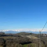 And Cozy Apprtment In With Panoramic View Apartment