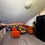 And Cozy Apprtment In With Panoramic View Apartment *
