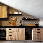 Apartment And Cozy Apprtment In With Panoramic View